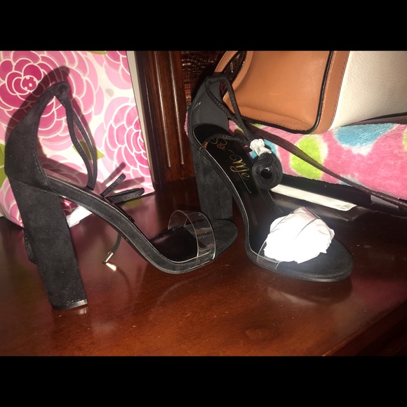 Fashion Nova heels - Picture 2 of 5